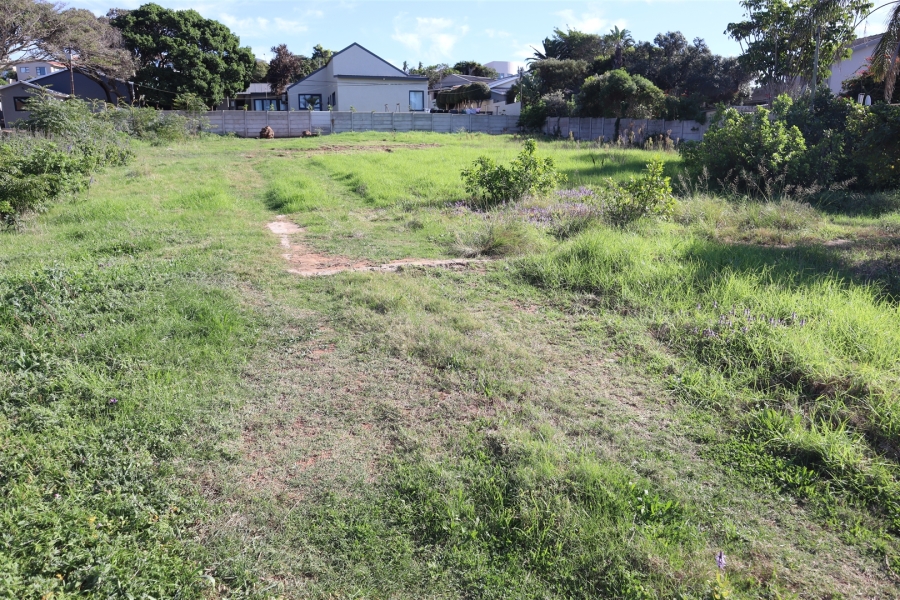 0 Bedroom Property for Sale in Wavecrest Eastern Cape